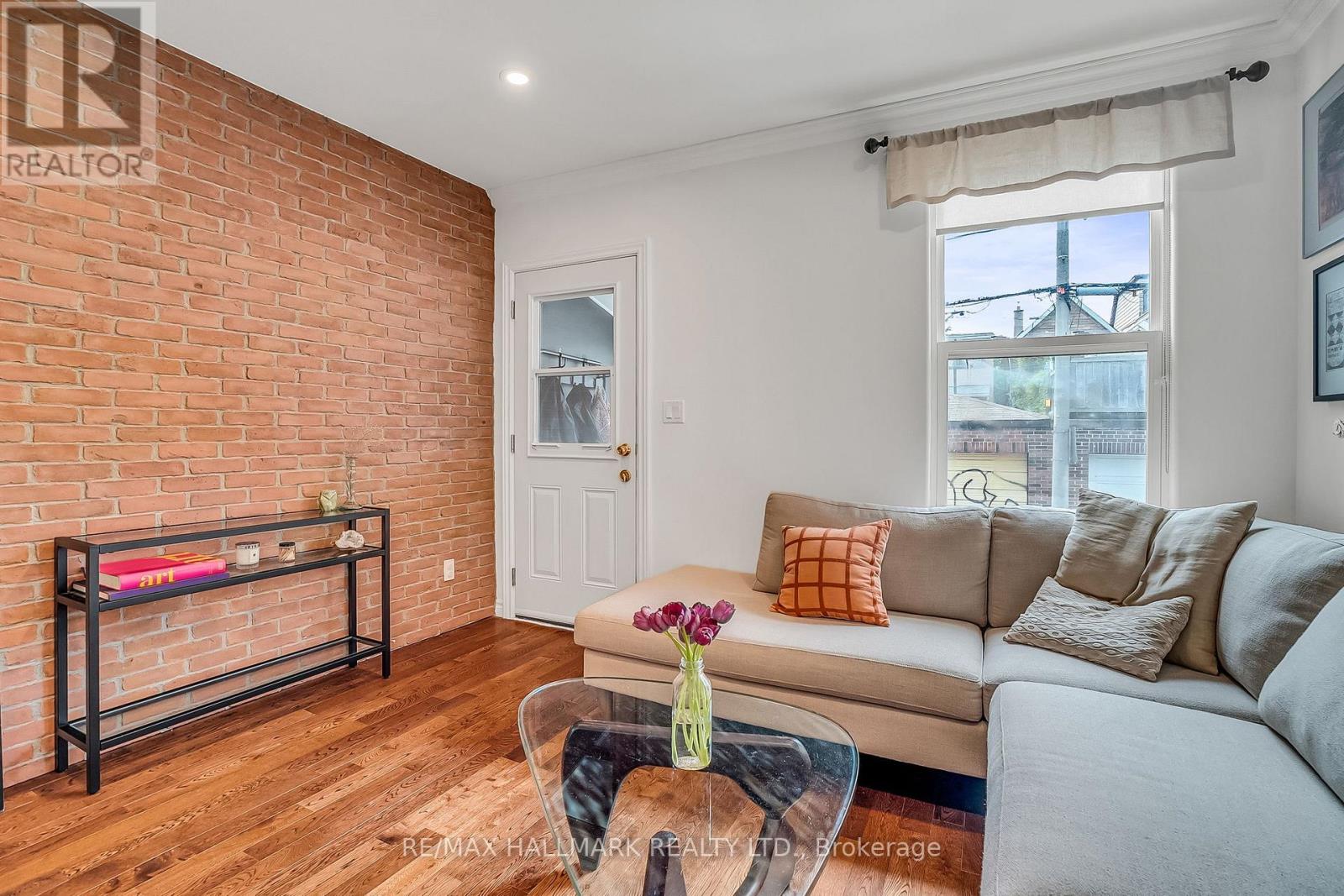 1043 Craven Road, Toronto, Ontario  M4J 4V7 - Photo 8 - E12158044