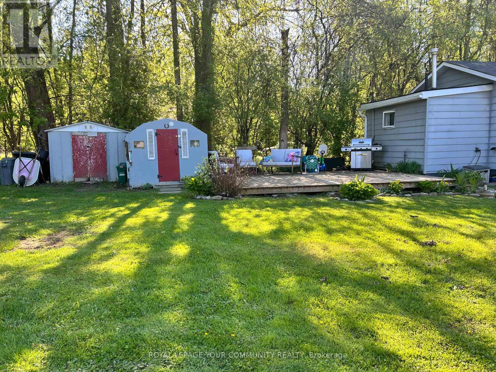 16 Christidis Drive, Georgina, Ontario  L0E 1L0 - Photo 9 - N12157629