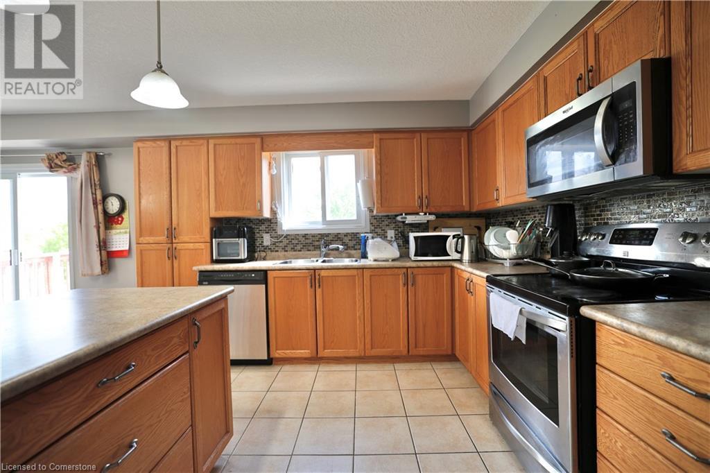 686 Wild Ginger Avenue, Waterloo, Ontario  N2V 2T2 - Photo 14 - 40730578