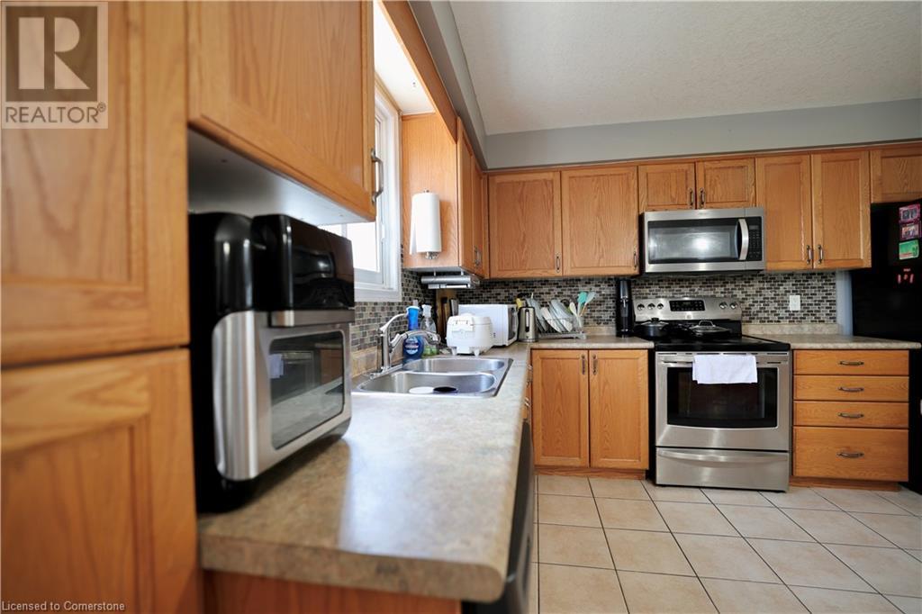 686 Wild Ginger Avenue, Waterloo, Ontario  N2V 2T2 - Photo 15 - 40730578