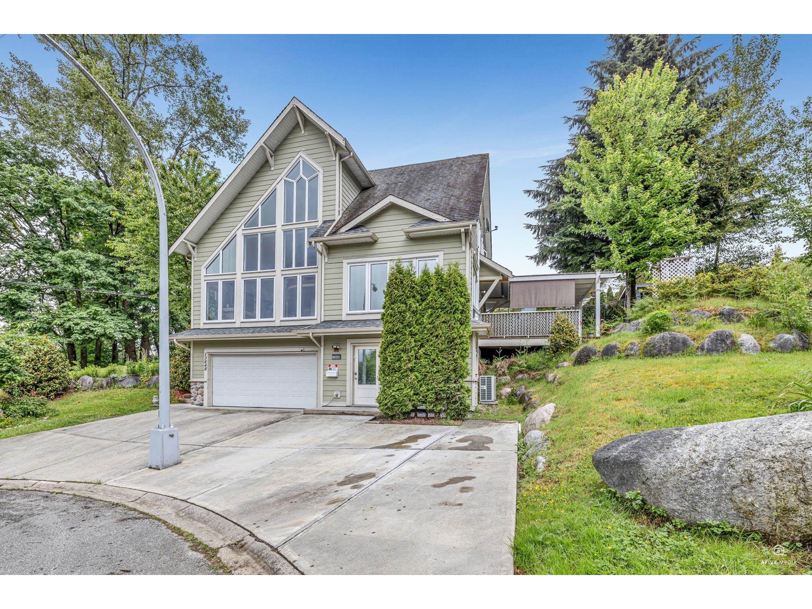 13848 116 Avenue, Surrey, British Columbia  V3R 2T2 - Photo 2 - R3004774