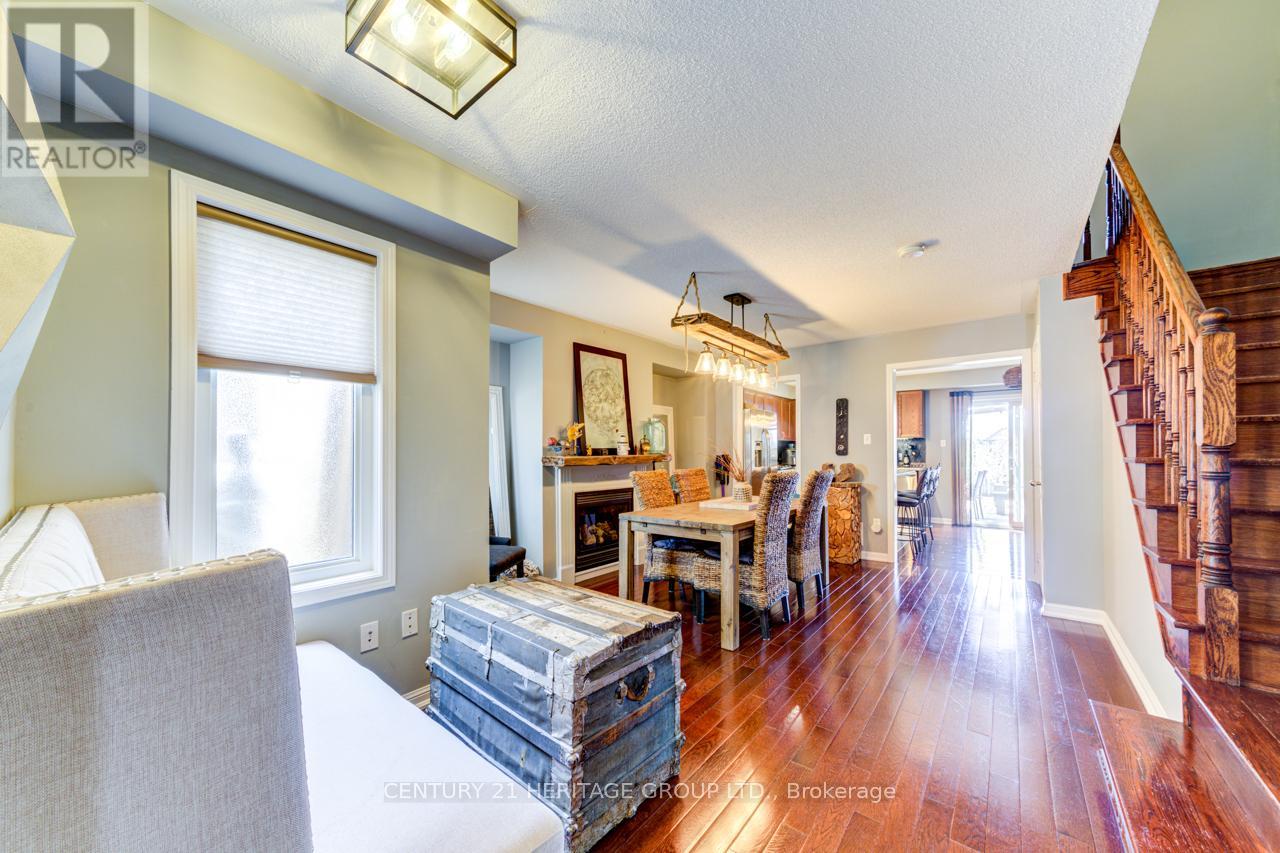 31 Lancaster Court, Barrie, Ontario  L4M 0G1 - Photo 6 - S12144067