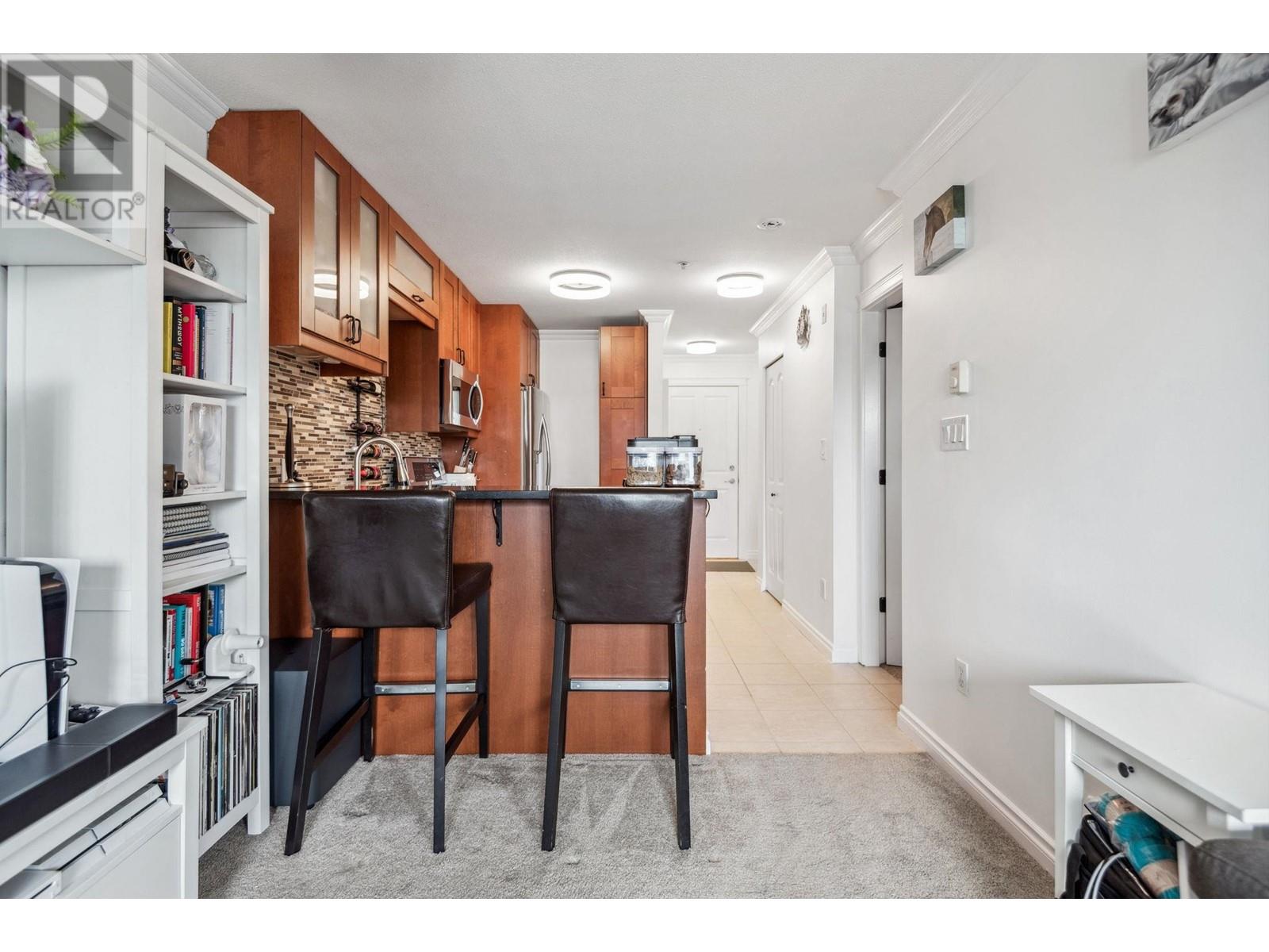 402 1990 Dunbar Street, Vancouver, British Columbia  V6R 3M3 - Photo 8 - R3004721