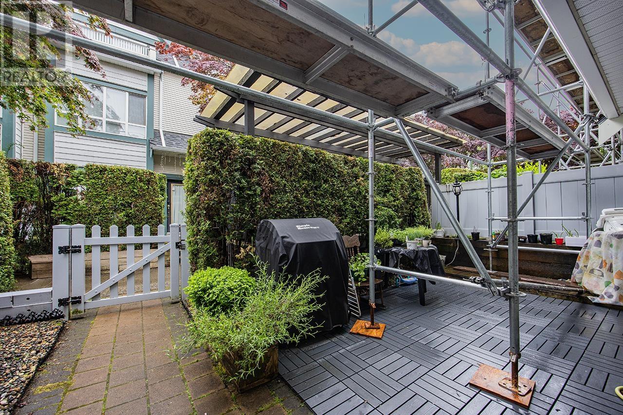 7420 Hawthorne Terrace, Burnaby, British Columbia  V5E 4K6 - Photo 22 - R3004780