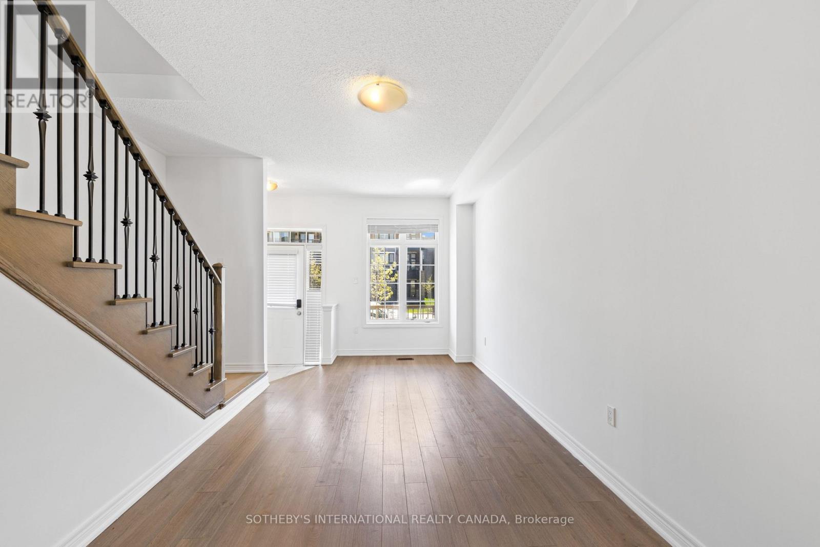 Property at 3059 POSTRIDGE DRIVE image 4