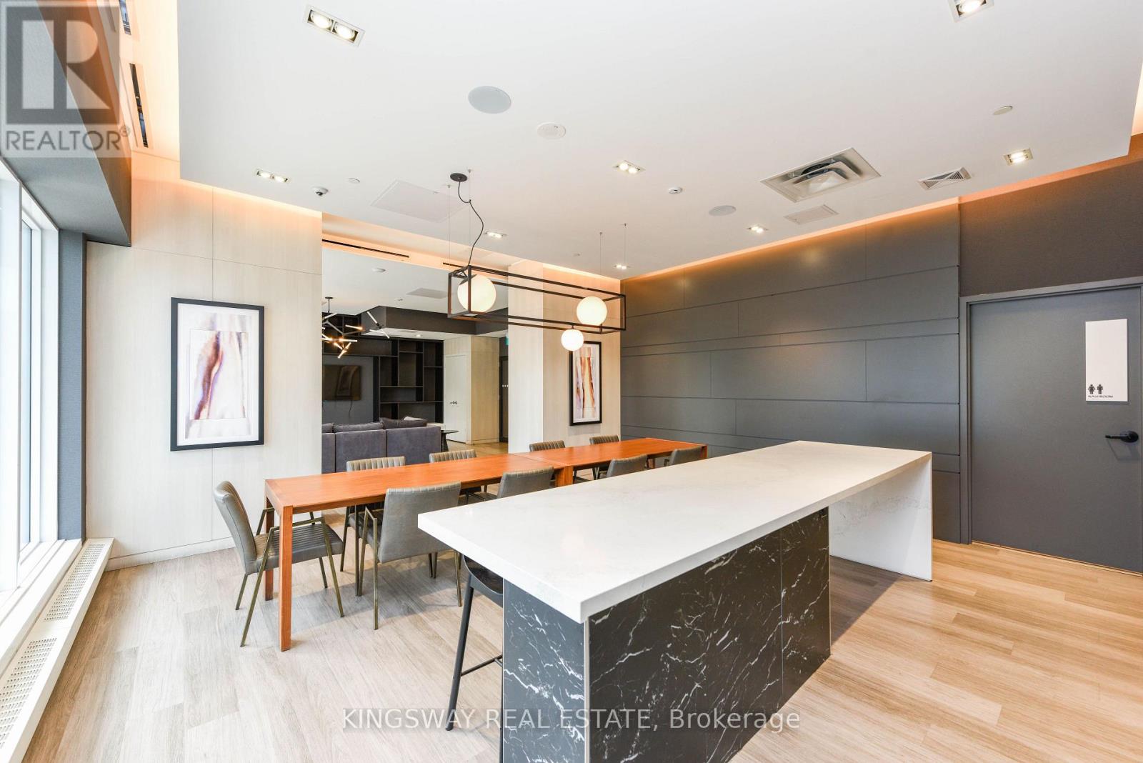 2505 - 4065 Confederation Parkway, Mississauga, Ontario  L5B 0L4 - Photo 28 - W12149415