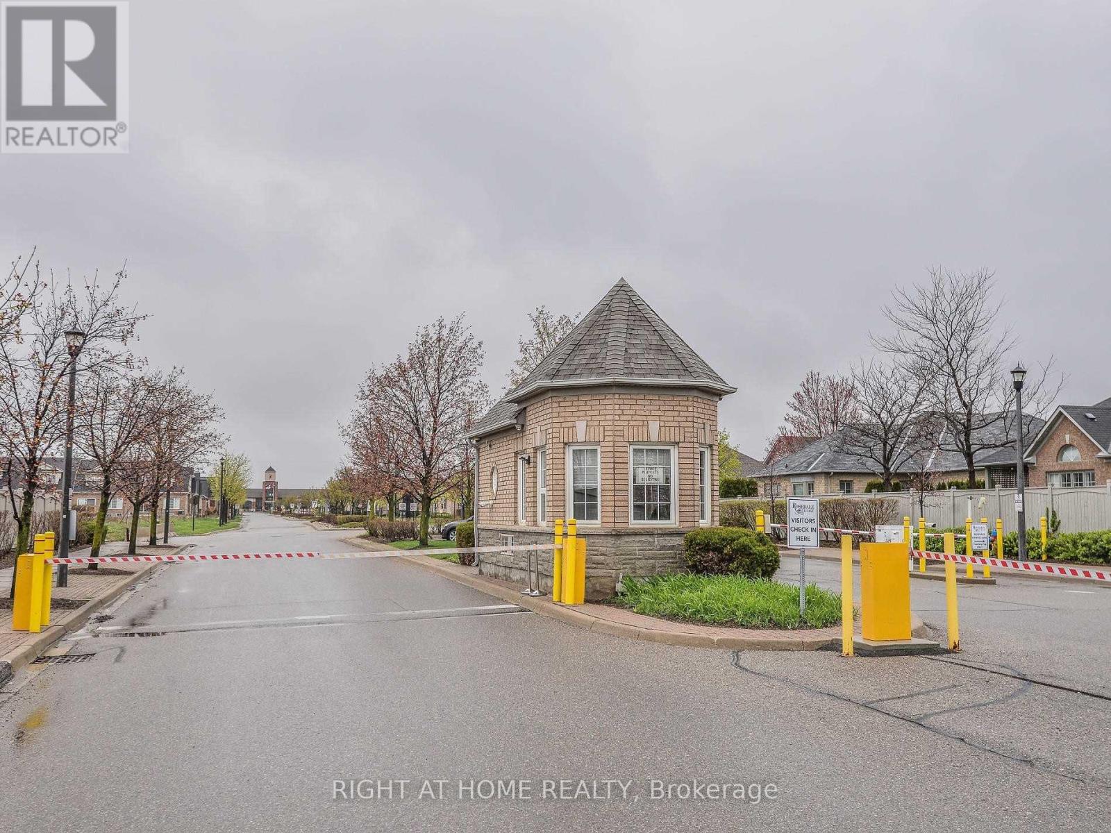 317 - 65 Via Rosedale, Brampton, Ontario  L6R 3N8 - Photo 6 - W12158185