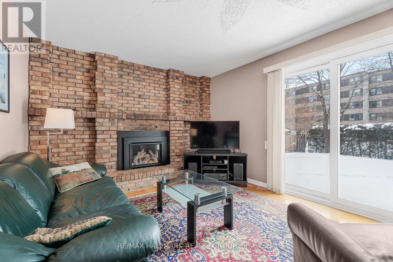 4754 Donovan Court, Ottawa, Ontario  K1J 8W1 - Photo 18 - X11987856