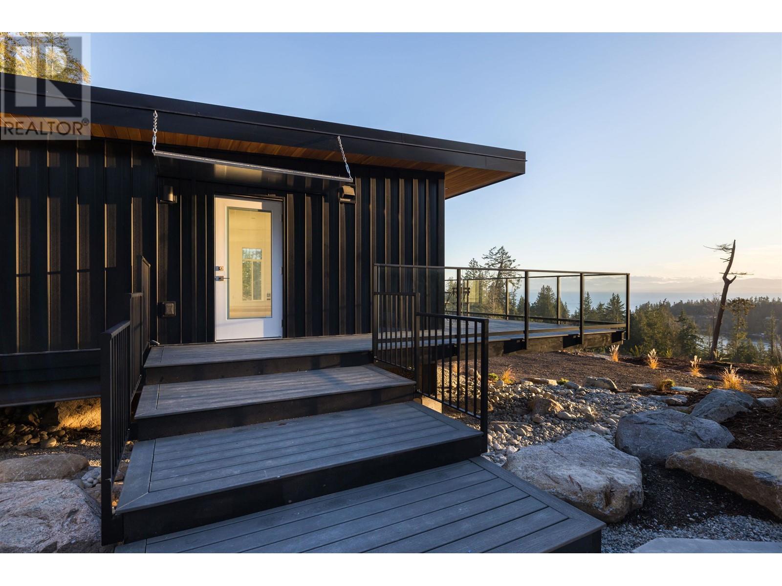 5782 Sargeant Bay Heights Road, Halfmoon Bay, British Columbia  V7Z 1C3 - Photo 7 - R3004720