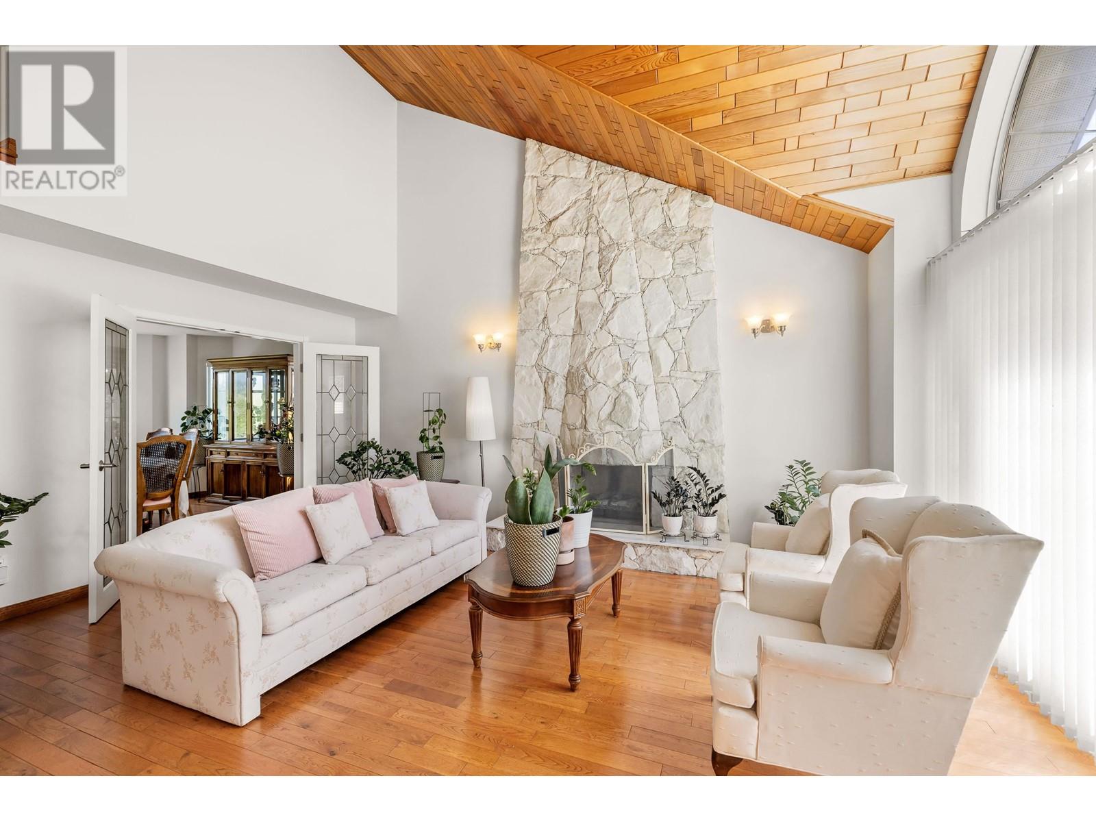 1059 Windward Drive, Coquitlam, British Columbia  V3C 4M5 - Photo 7 - R3004779