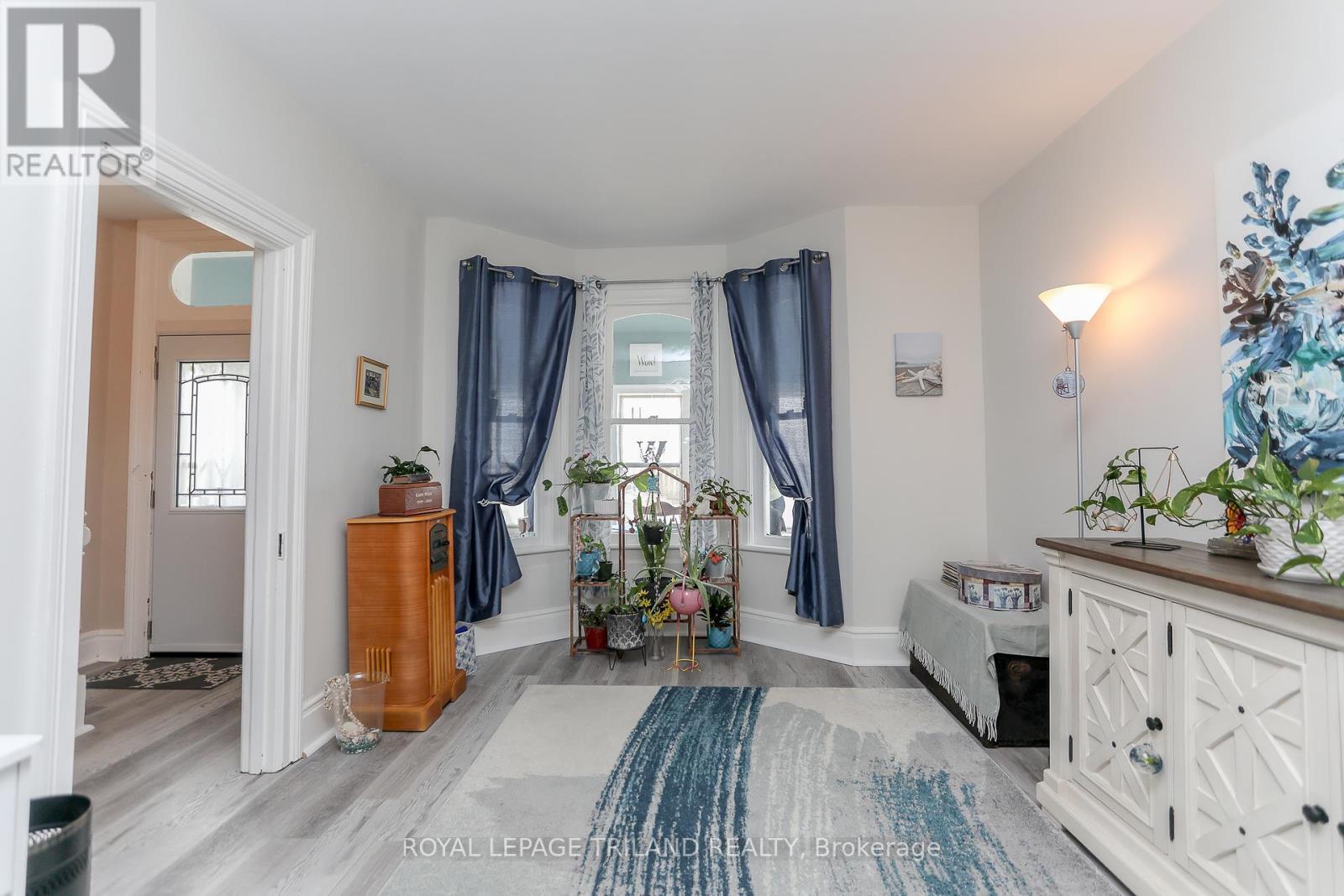 15 Eagle Street, St. Thomas, Ontario  N5P 1P8 - Photo 14 - X12096978