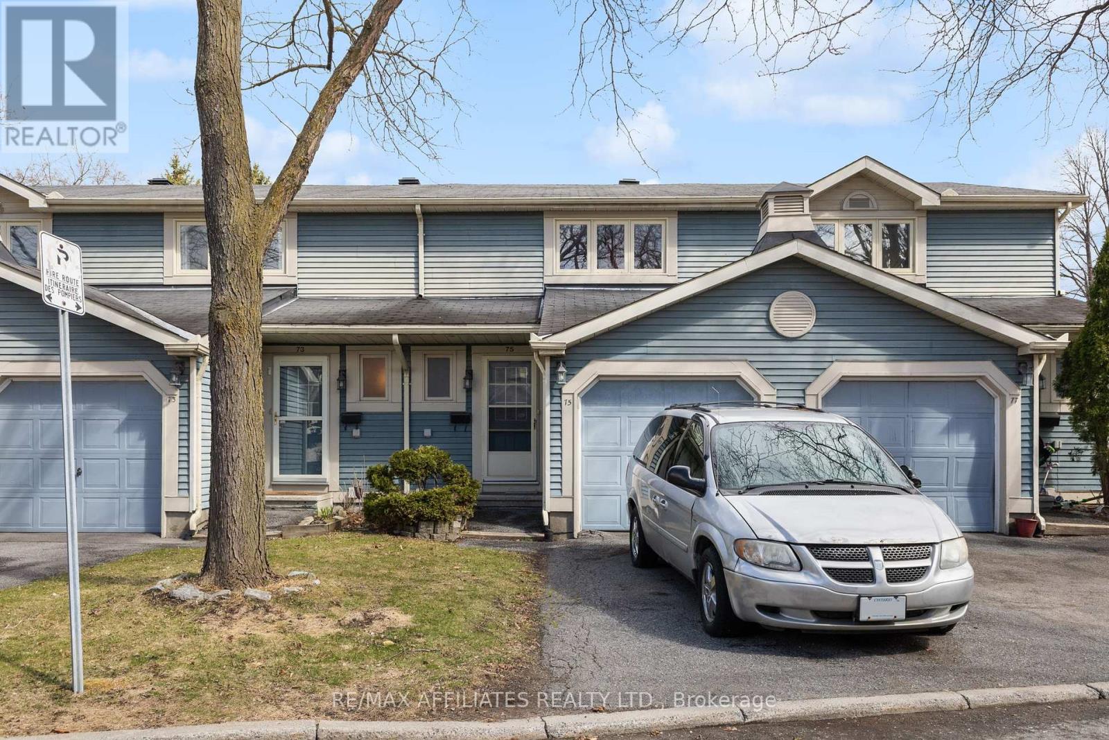 Property at 75 SAXTON PRIVATE image 2
