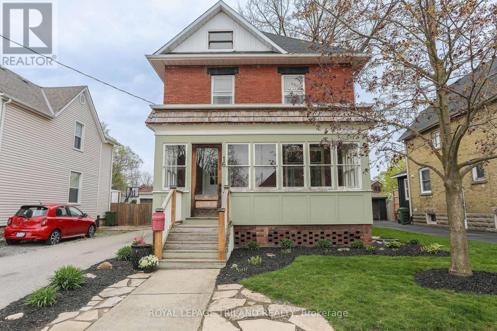 16 MAPLE STREET, St. Thomas, Ontario