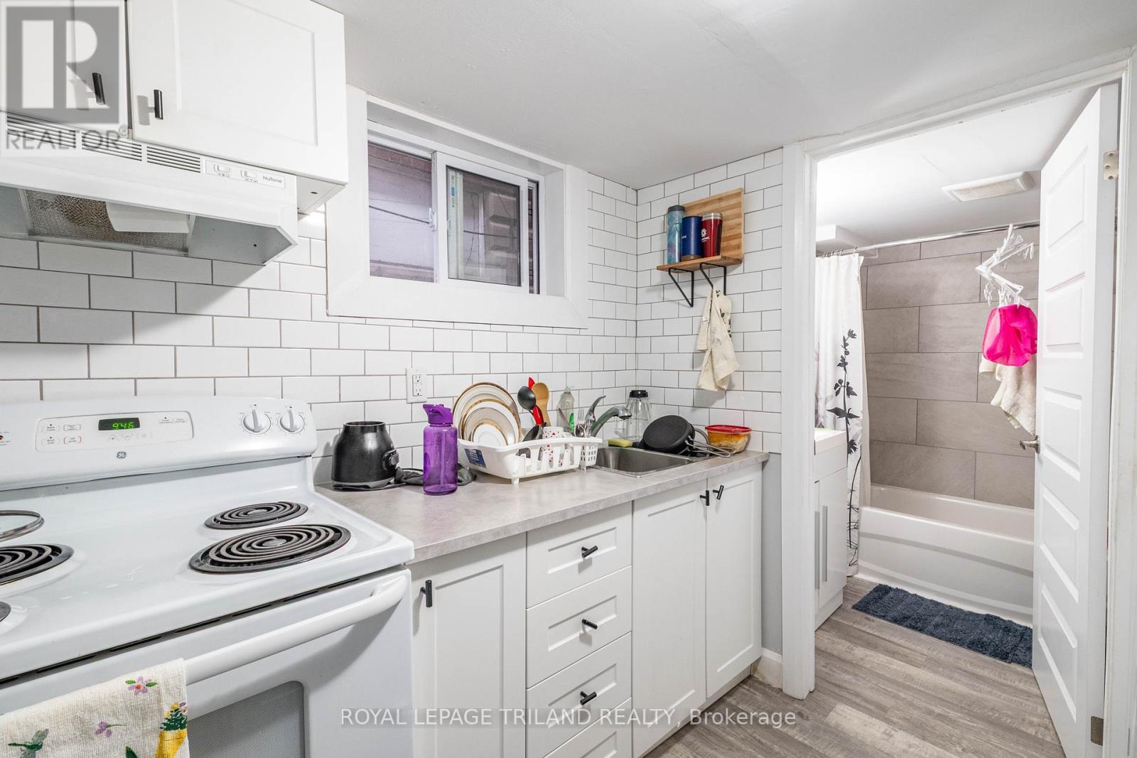 382 Wharncliffe Road S, London, Ontario  N6J 2M1 - Photo 14 - X12159652