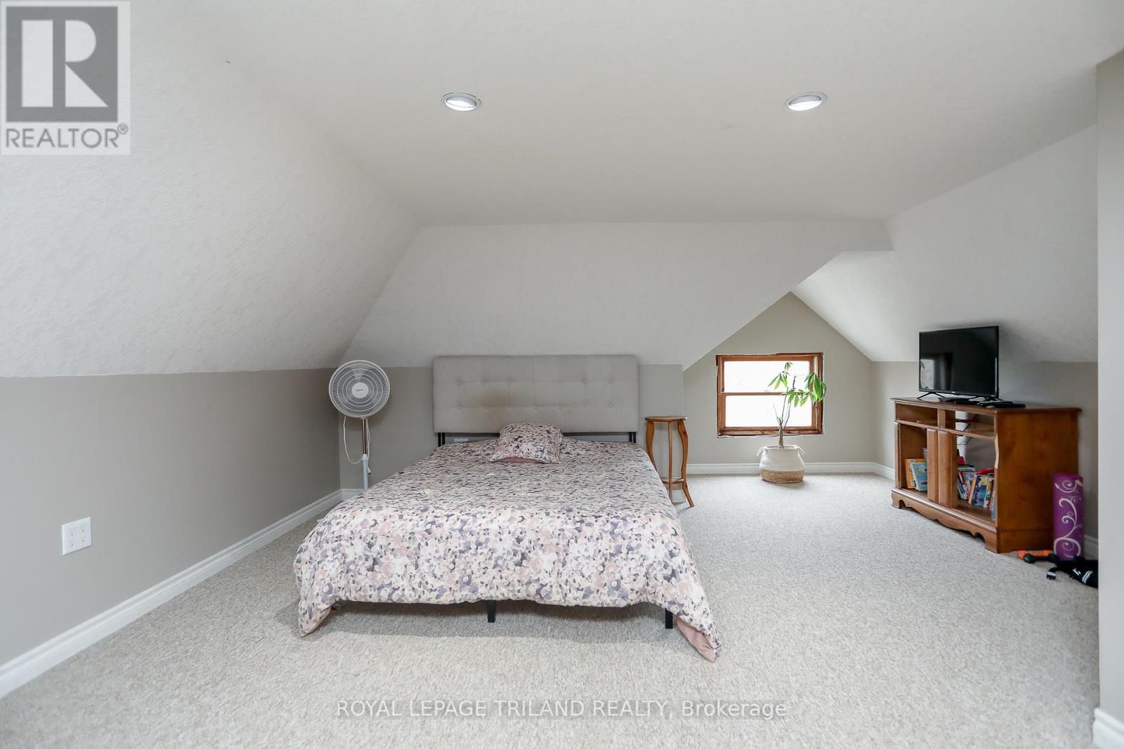 16 Maple Street, St. Thomas, Ontario  N5R 1Y9 - Photo 33 - X12125285