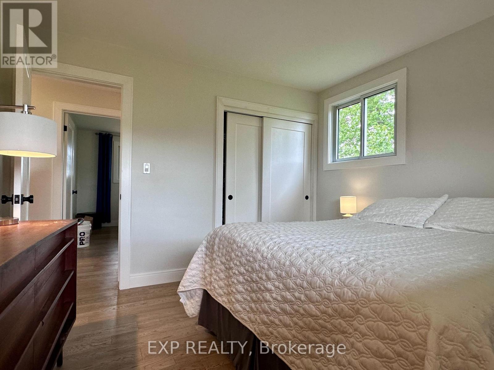 9235 Hickory Drive, Strathroy-Caradoc, Ontario  N7G 3H3 - Photo 37 - X12156825