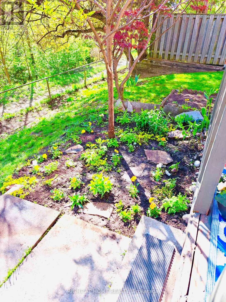 21 - 301 Bridletowne Circle W, Toronto (L'amoreaux), Ontario  M1W 2H7 - Photo 24 - E12089202