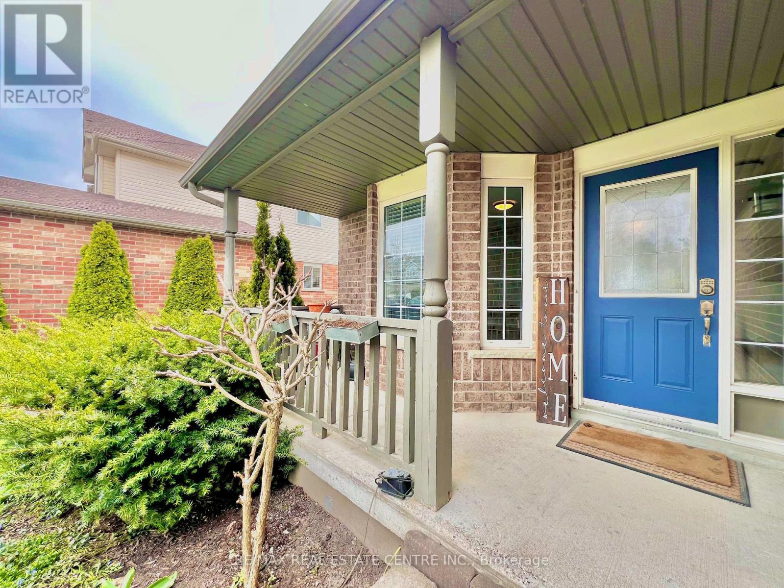 329 Rintoul Crescent, Shelburne, Ontario  L9V 3C5 - Photo 5 - X12075288