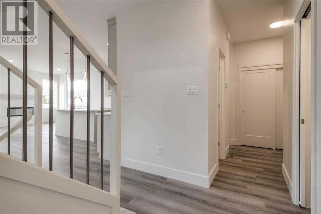Property at 2722 43 Street S image 3