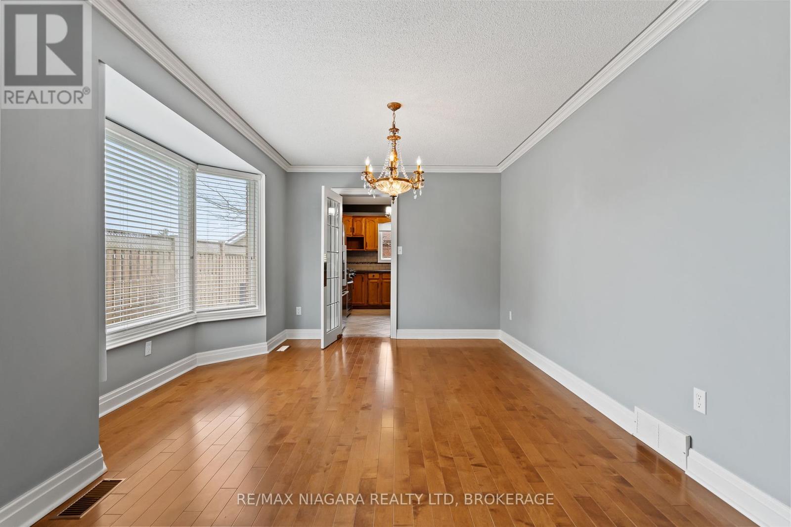 55 Willson Road, Welland, Ontario  L3C 6X5 - Photo 10 - X12082529