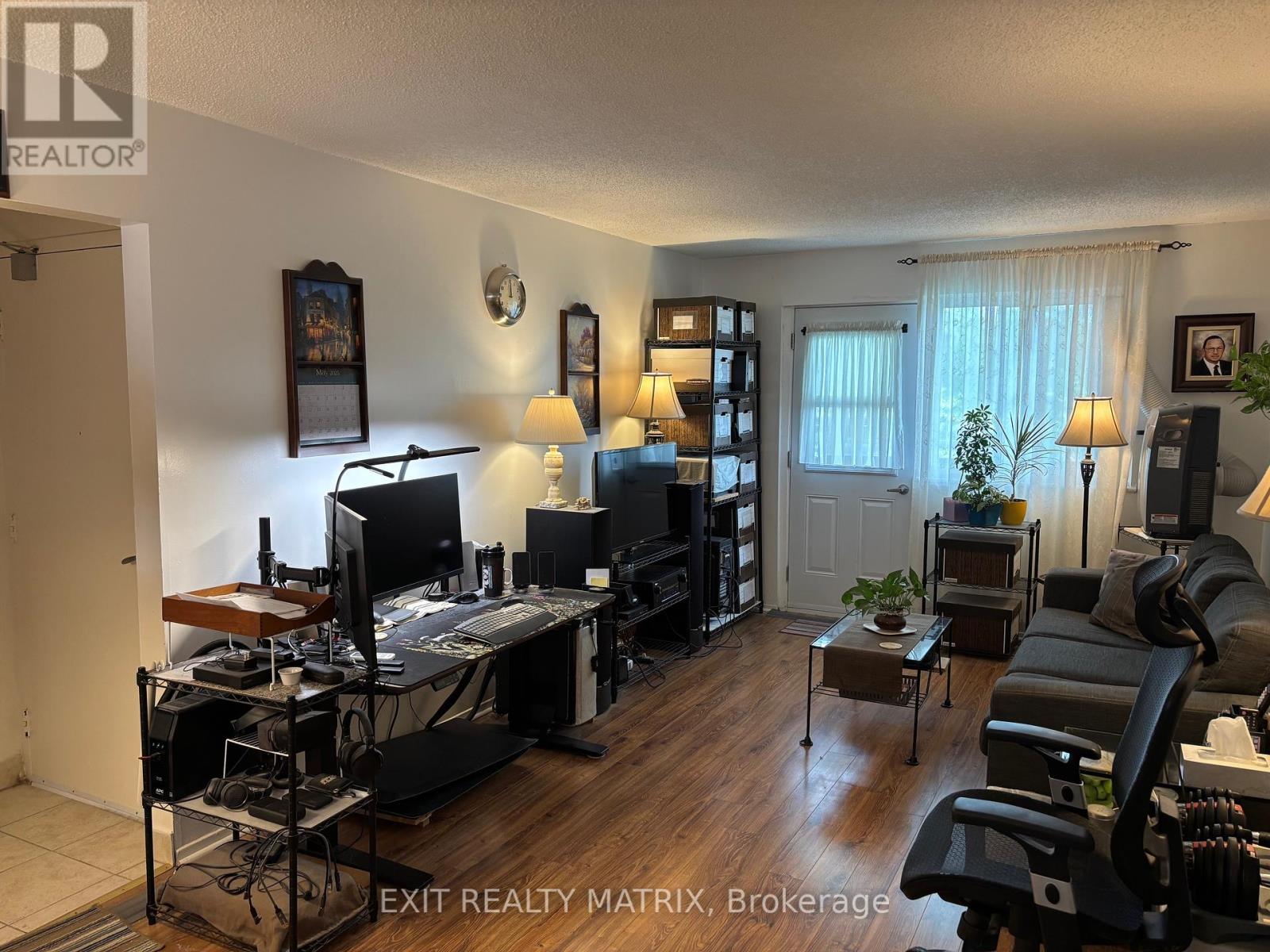 2006 - 315 Spence Avenue, Hawkesbury, Ontario  K6A 3A4 - Photo 4 - X12157748