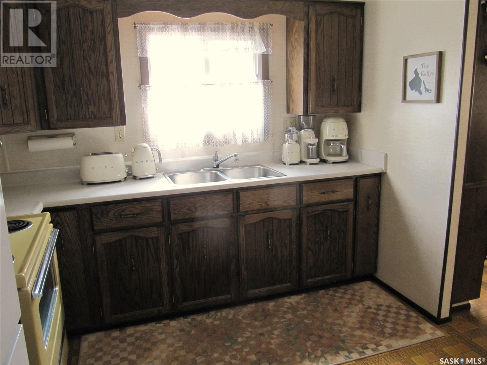 4 Highland Avenue, Bayview Heights, Meota Rm No.468, Saskatchewan  S0M 0C4 - Photo 2 - SK006511