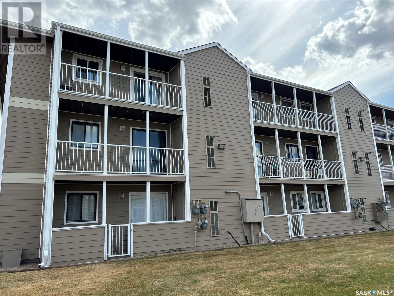 Property at 12 6575 Rochdale BOULEVARD image 3