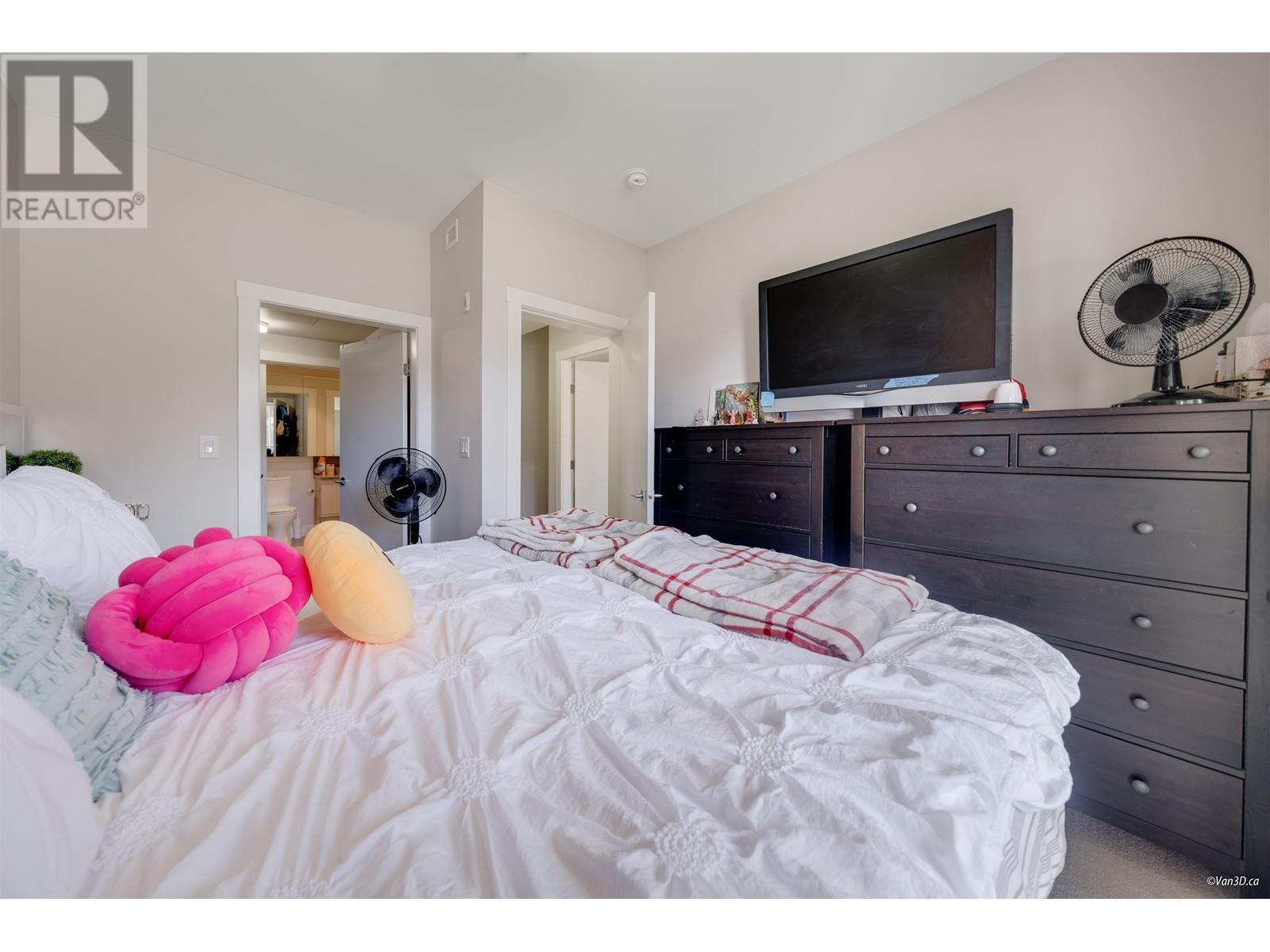 102 3588 Sawmill Crescent, Vancouver, British Columbia  V5S 0H5 - Photo 11 - R3004633