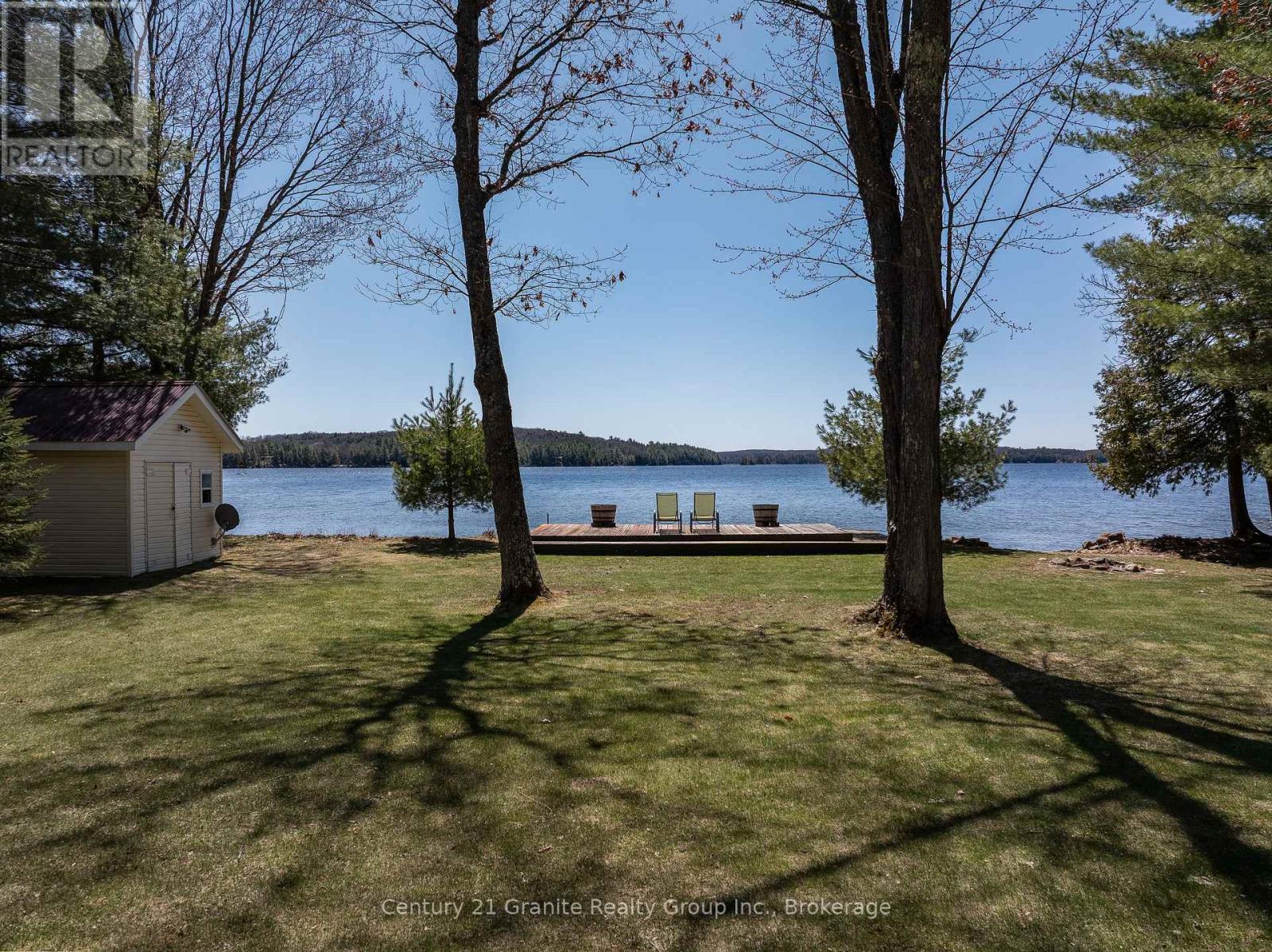 1096 Donarvon Drive, Algonquin Highlands, Ontario K0M 1S0 - Photo 35 - X12109653