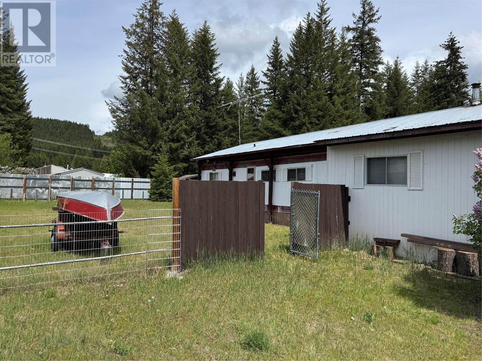 437 Wildwood Road, Clearwater, British Columbia  V0E 1N1 - Photo 23 - 10348684
