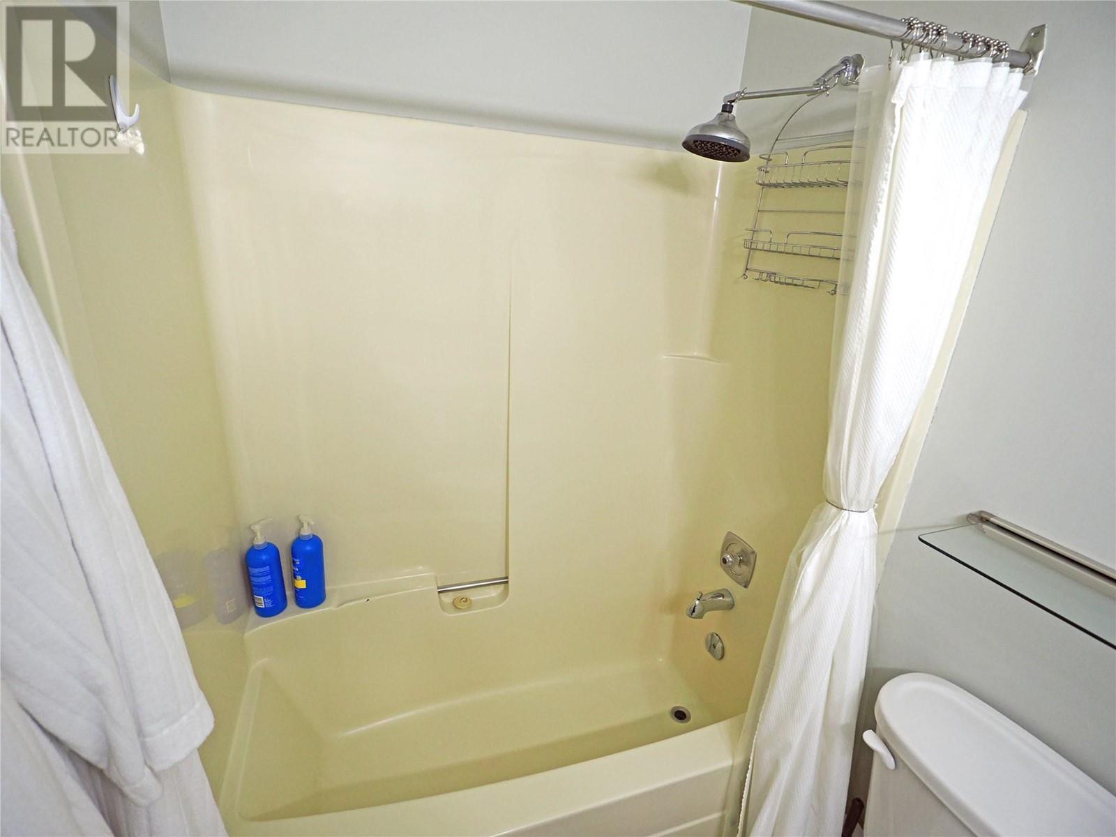 5375 Big White Road Unit# 322 Big White Photo 3