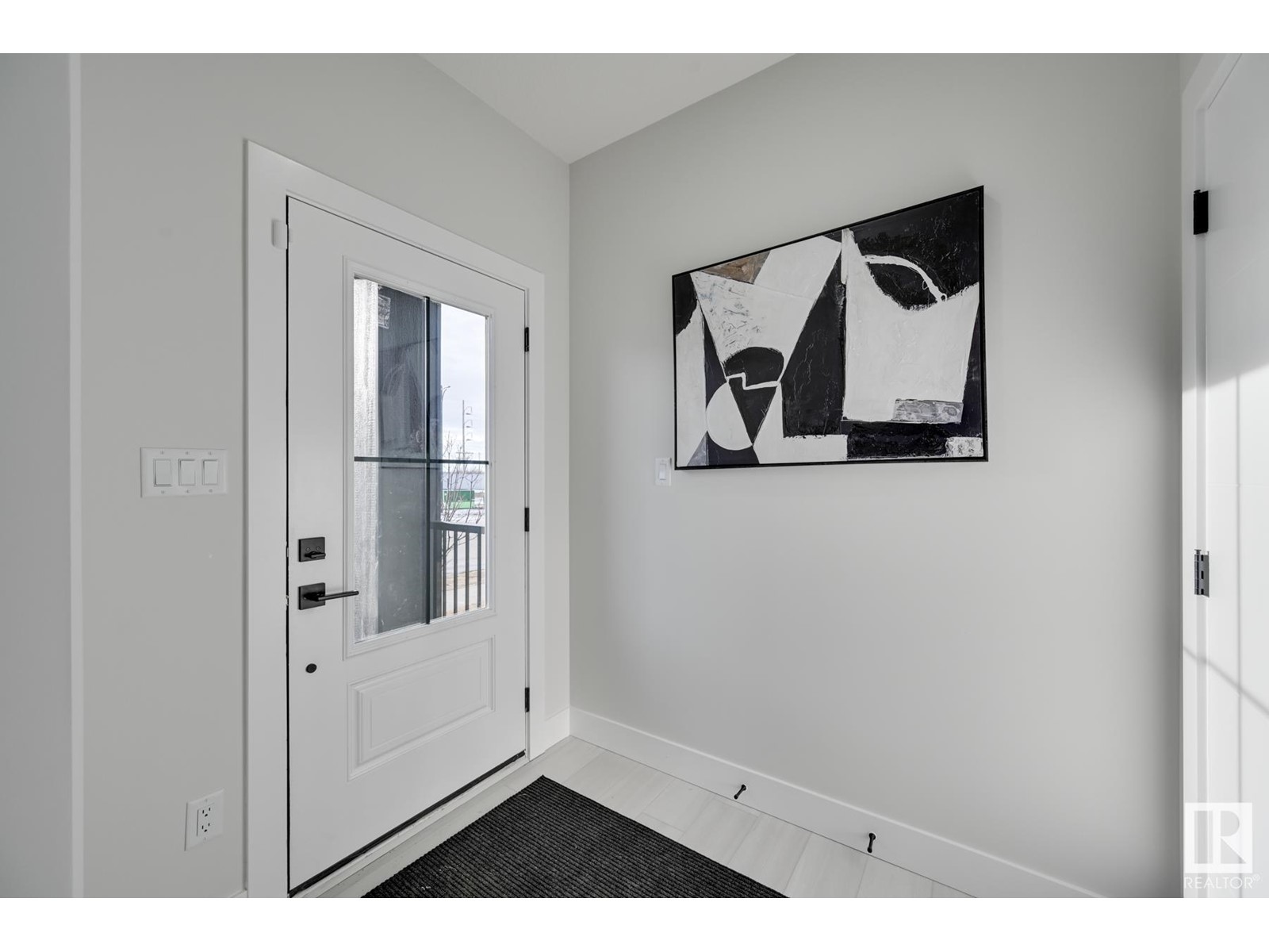 Property at 4 CHAMBERY CR image 3