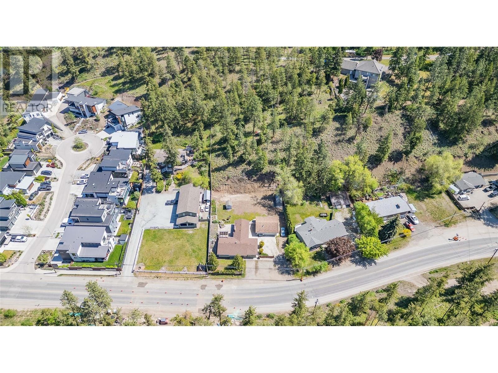 Property at 365 Clifton Road image 3