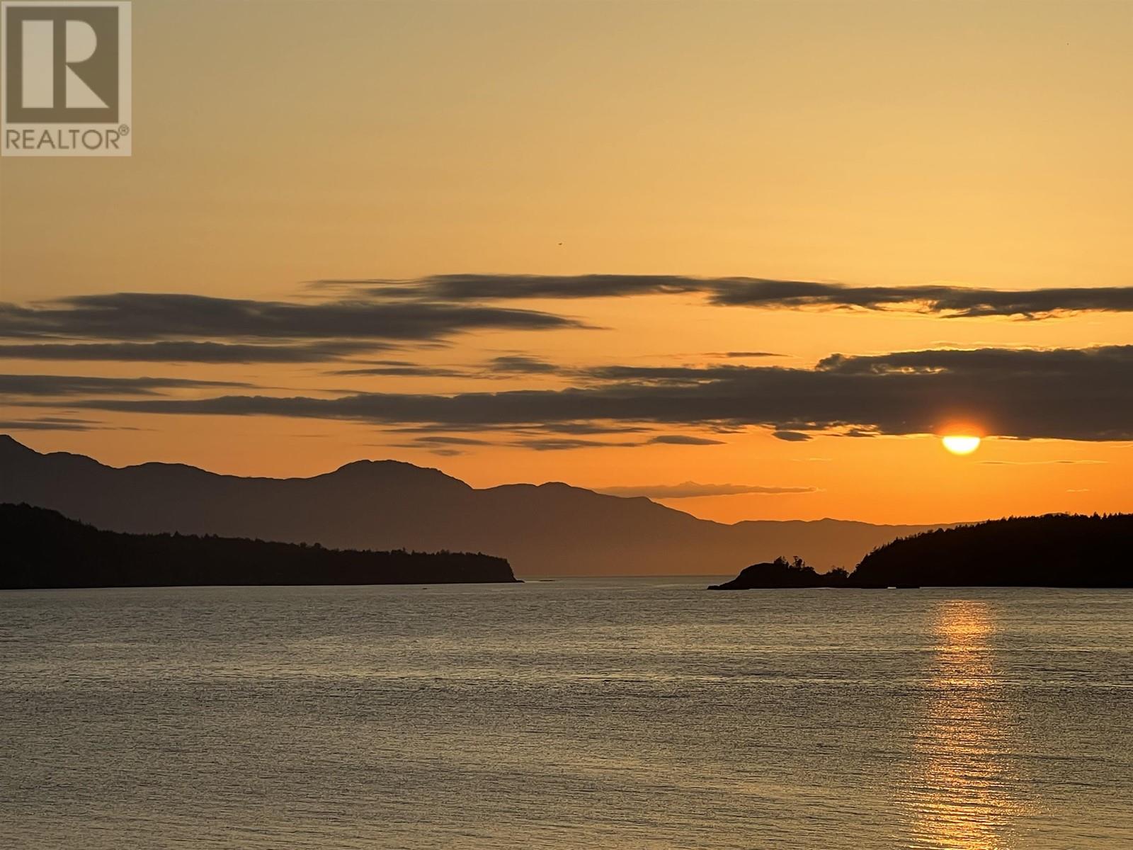 8429 Redrooffs Road, Halfmoon Bay, British Columbia  V7Z 1E6 - Photo 32 - R3000954