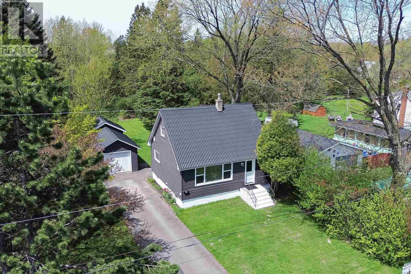 127 Roosevelt Ave, Sault Ste. Marie, Ontario  P6C 5M7 - Photo 40 - SM251185