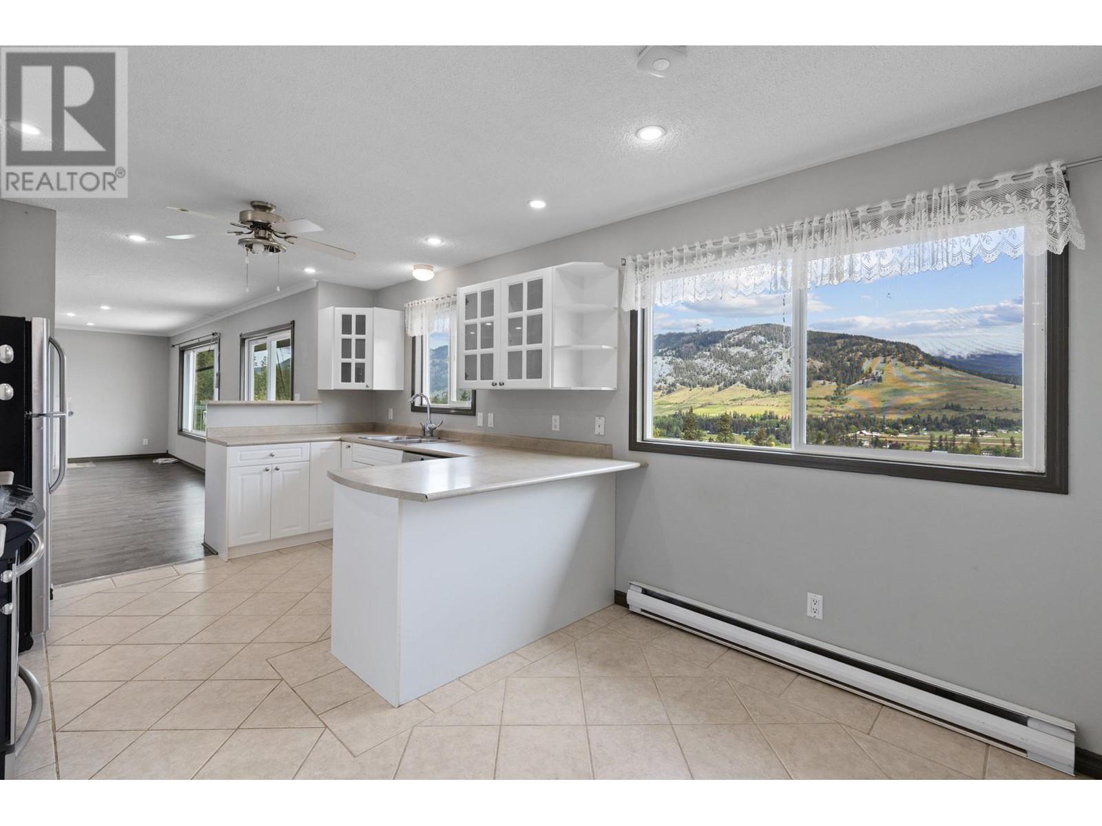 5585 Reid Road, Coldstream, British Columbia  V1B 3E8 - Photo 47 - 10348587