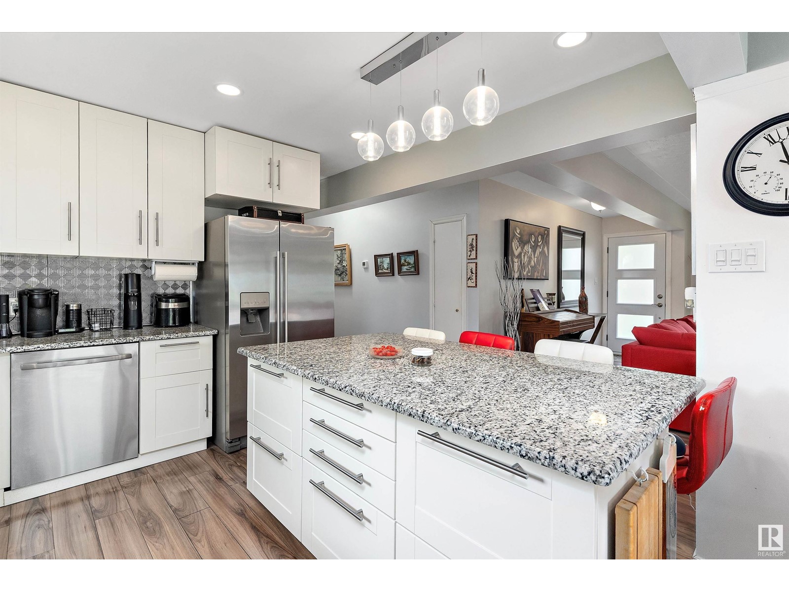 8003 76 Av Nw, Edmonton, Alberta  T6C 0H6 - Photo 11 - E4437468
