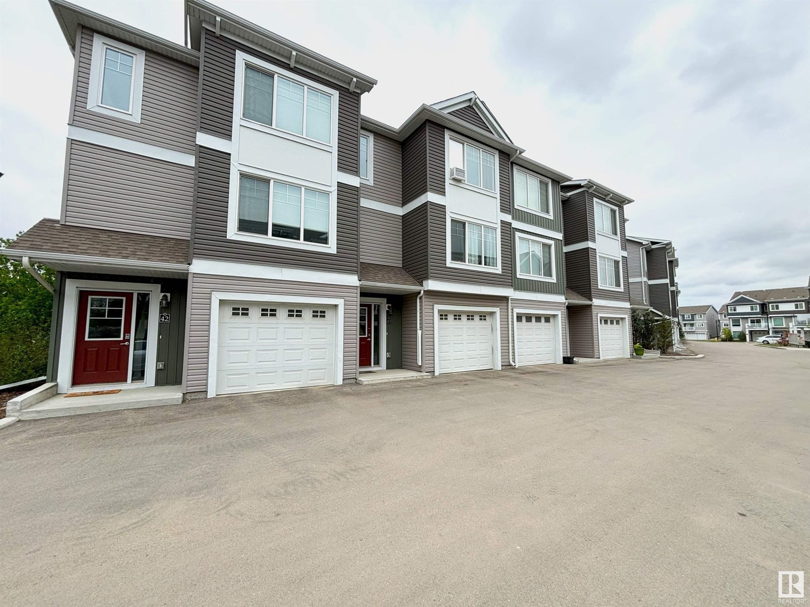 Property at #43 1391 STARLING DR NW image 3