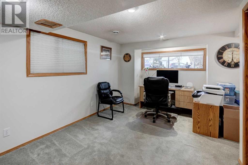 168 Sanderling Rise Nw, Calgary, Alberta  T3K 3M7 - Photo 27 - A2216104