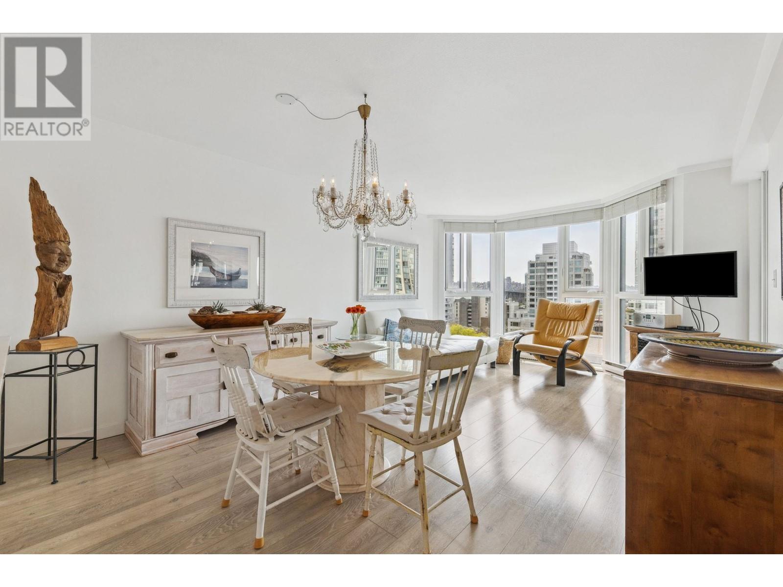 709 888 Pacific Street, Vancouver, British Columbia  V6Z 2S6 - Photo 2 - R2998129