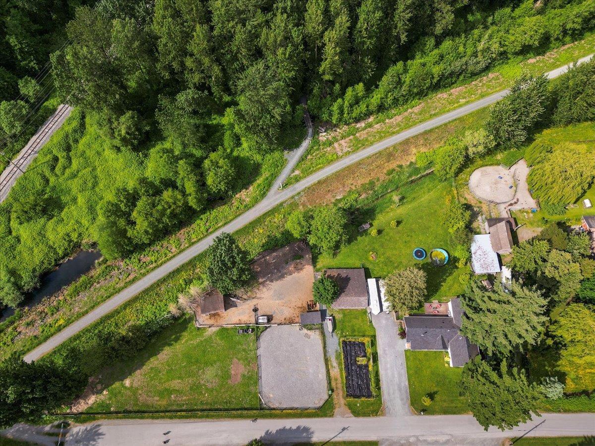 42915 Lumsden Road, Yarrow, Yarrow, British Columbia  V2R 4R5 - Photo 38 - R3004752