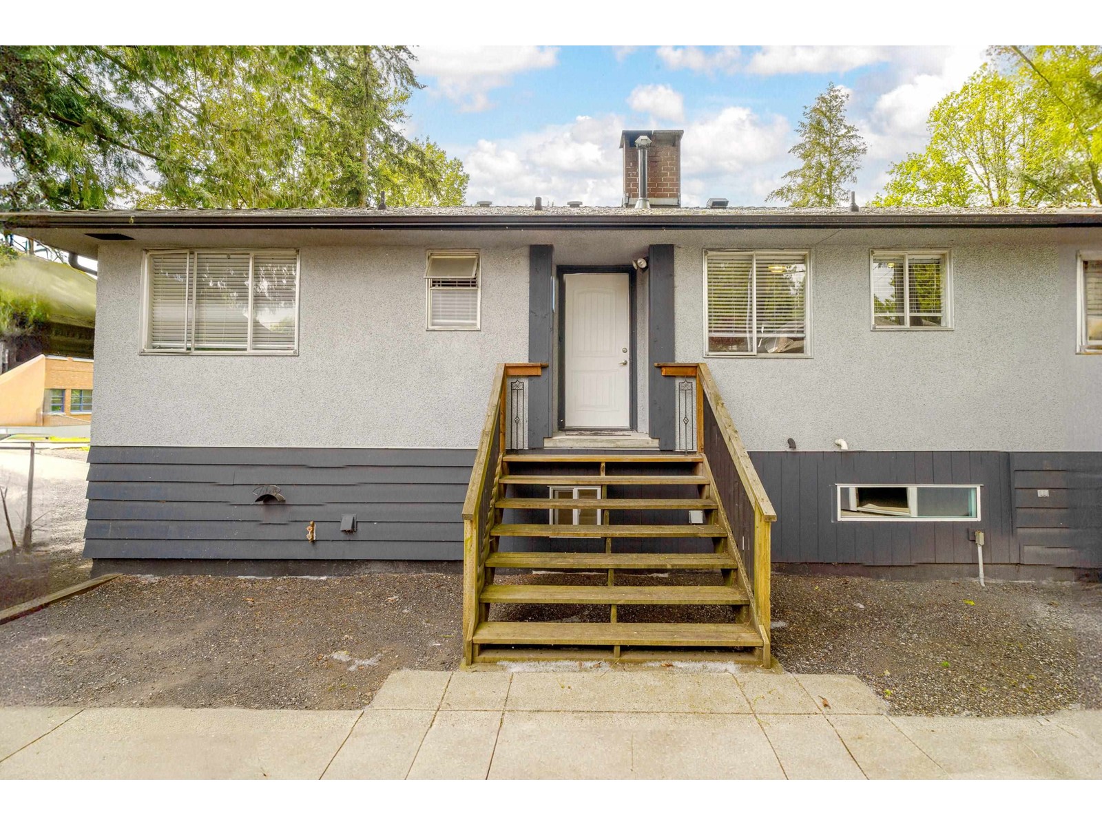 Property at 6211 180 STREET image 1