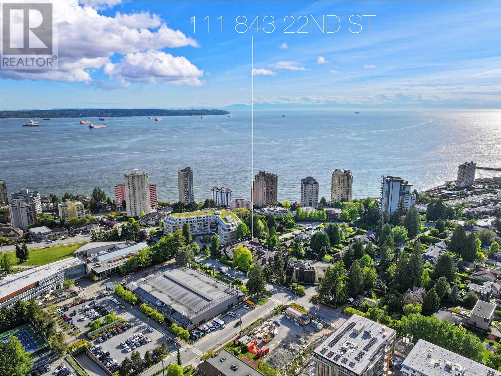 111 843 22nd Street, West Vancouver, British Columbia  V7V 4C1 - Photo 3 - R3004872