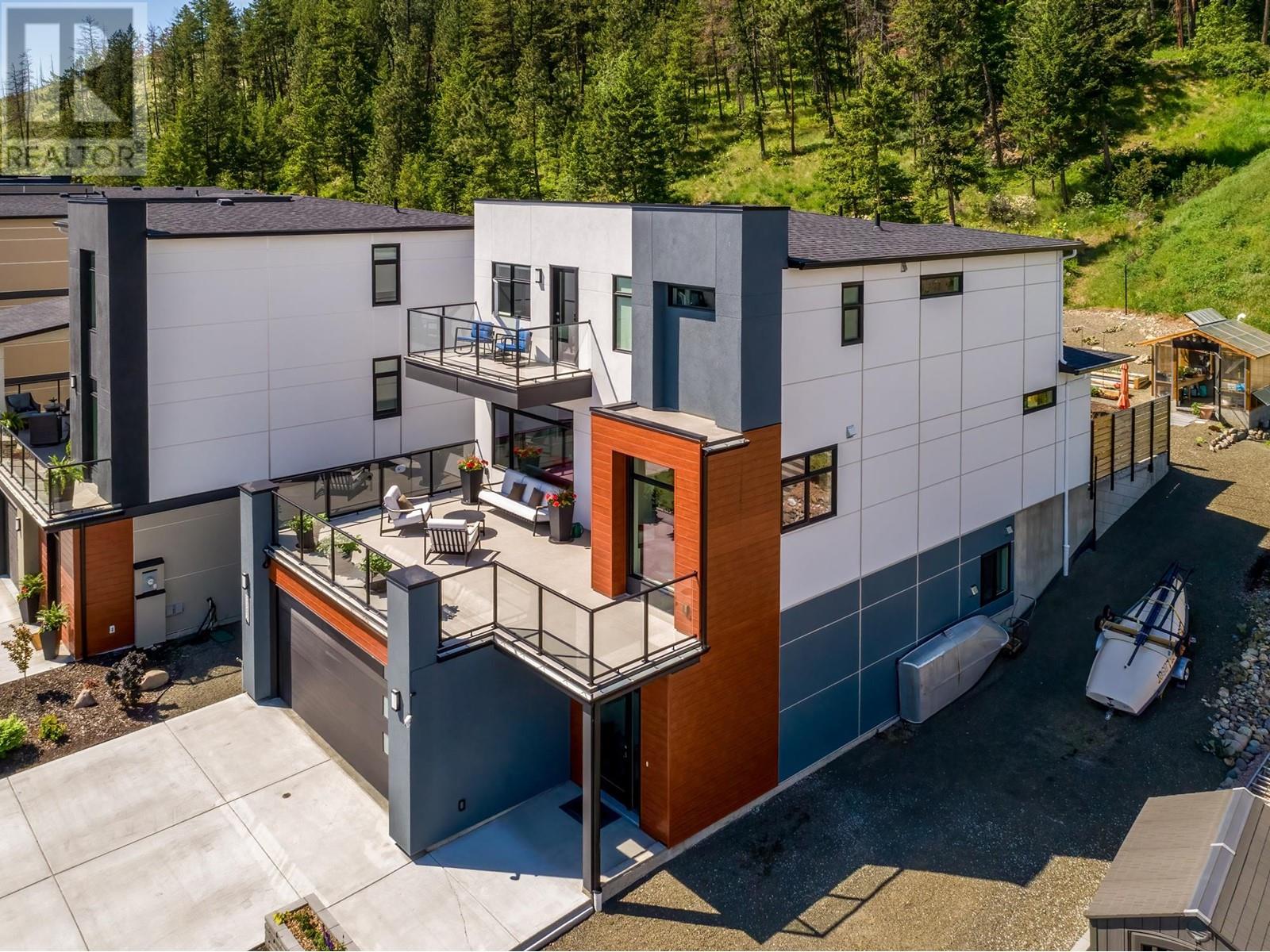 3702 Astoria Drive, West Kelowna, British Columbia  V4T 0B1 - Photo 47 - 10348578