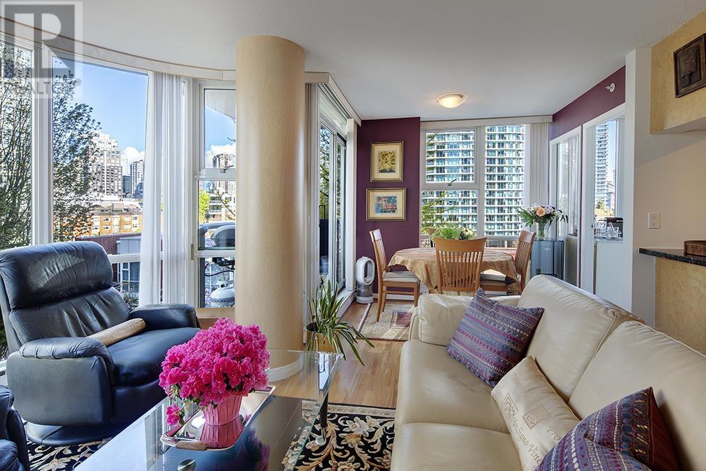 706 1077 Marinaside Crescent, Vancouver, British Columbia  V6Z 2Z5 - Photo 3 - R2993788