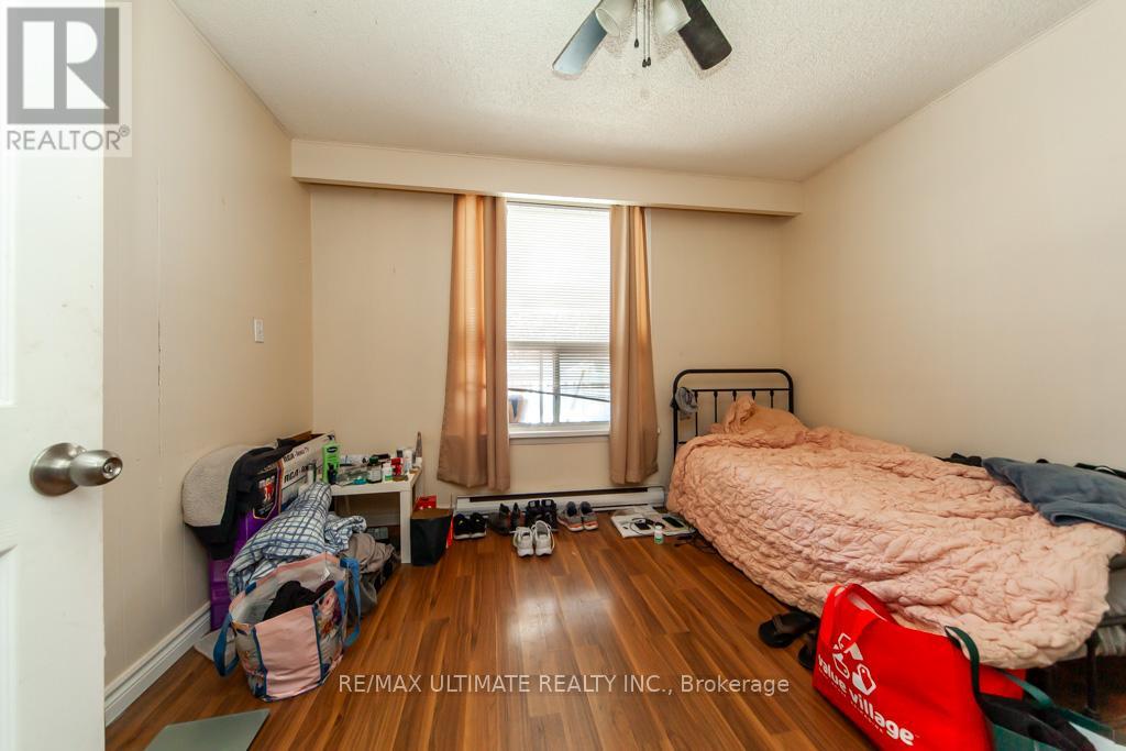 128 Elgin Street E, Oshawa, Ontario  L1G 1T3 - Photo 17 - E12108273