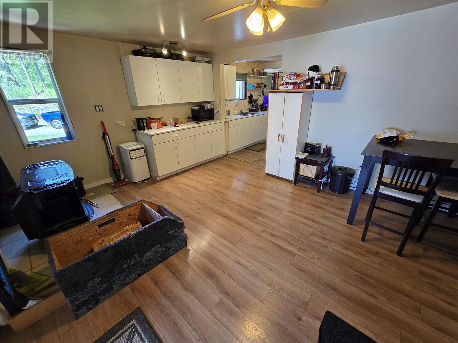 404 Haywood Road, Clearwater, British Columbia  V0E 1N1 - Photo 16 - 10348593