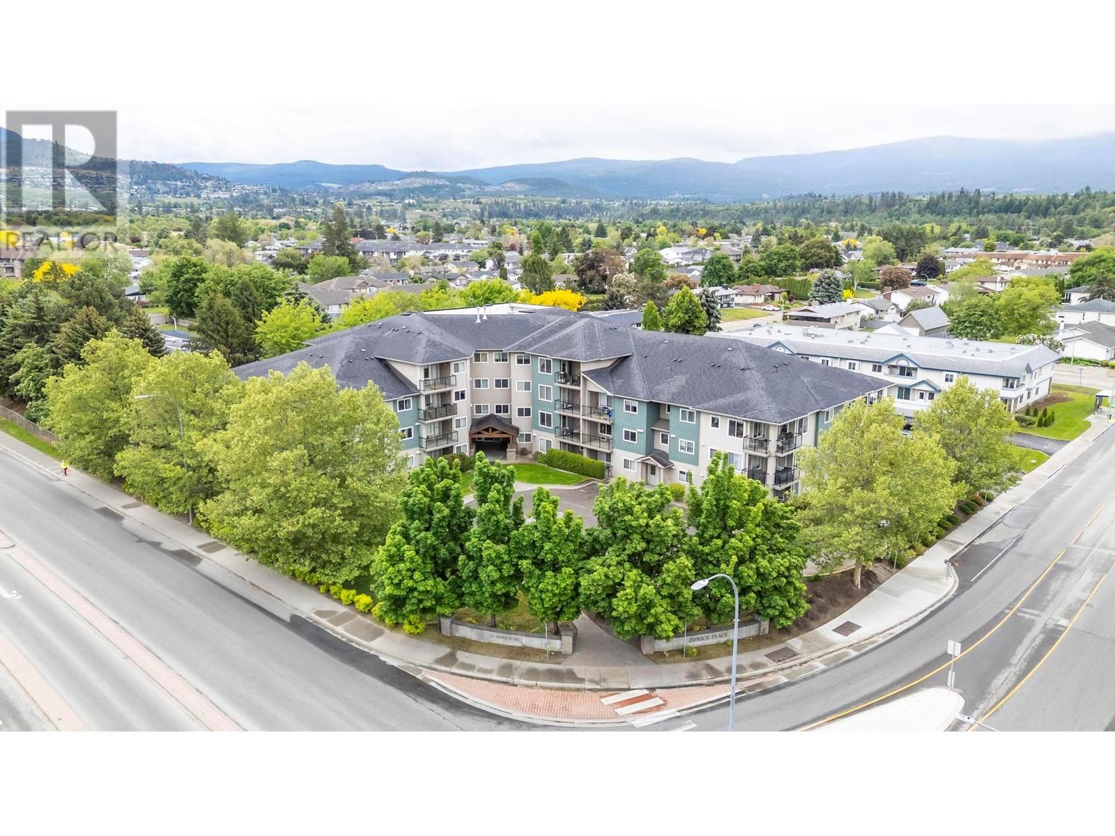 135 Ziprick Road Unit# 313, Kelowna, British Columbia