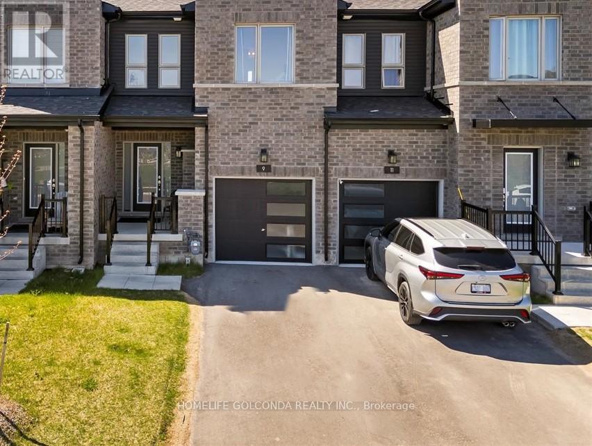 9 EVERGREEN TERRACE, Barrie, Ontario