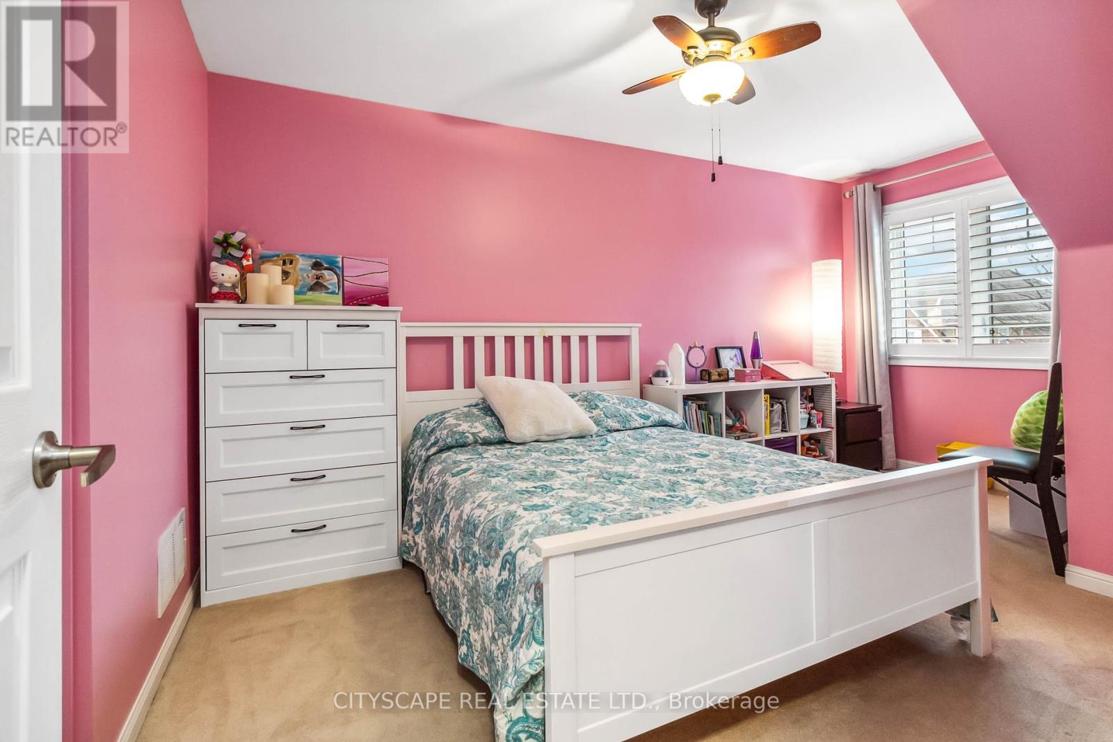256 Whetham Heights, Milton, Ontario  L9T 0P2 - Photo 8 - W12060575